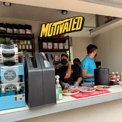 the-hungry-bar2